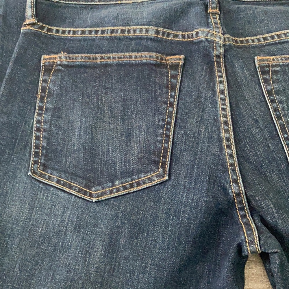 Old Navy skinny jeans. Size 32/32 - Picture 8 of 10